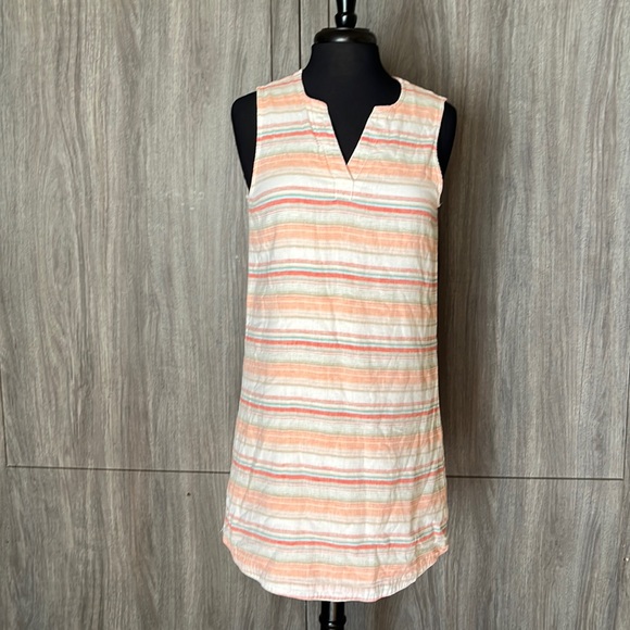 beachlunchlounge Dresses & Skirts - Beach Lunch Lounge linen blend dress